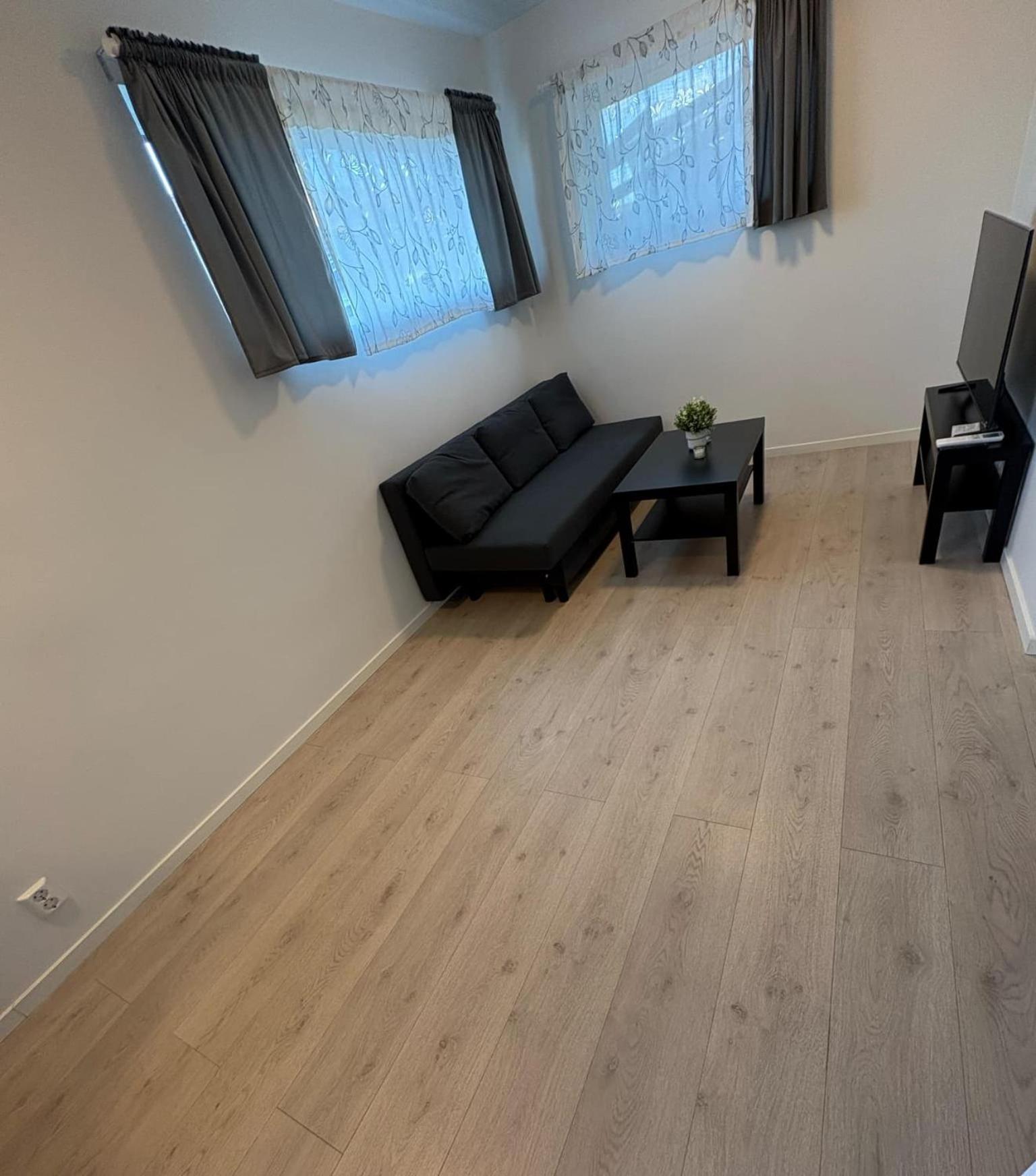 Temis Apartment, Private New 1 Bed Room And 1 Living Room With Sofa Bad And Lagre Kitchen, Share With Nobody Oslo Eksteriør billede
